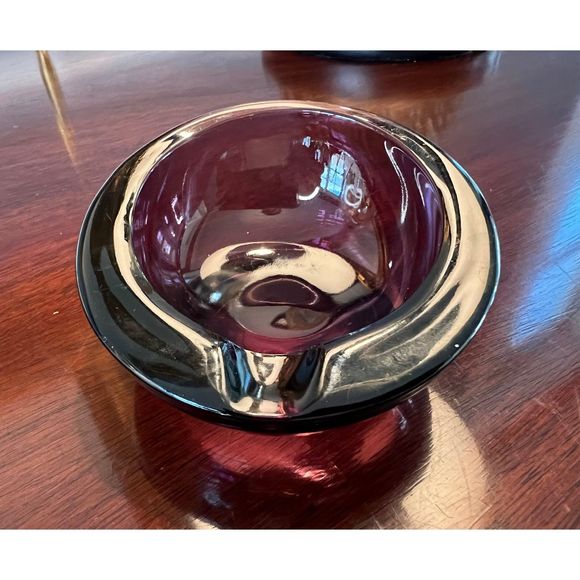 Vintage Viking Amethyst Purple Art Glass Ashtray Horseshoe MCM Atomic - Picture 2 of 5